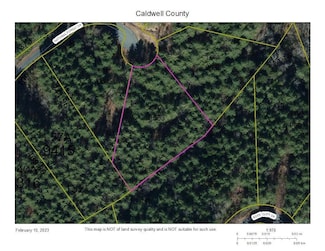 1586 National Forest Dr, Collettsville, NC 28611
