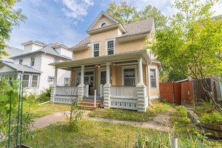 1714 Irving Ave N, Minneapolis, MN 55411