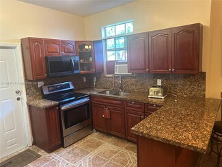 7820 NW 4th Ct Unit B, Miami, FL 33150