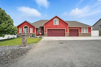 9505 S Grandview Ln, Kennewick, WA 99338