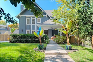 5910 Walnut St, Kansas City, MO 64113