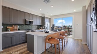 1625 W Lincoln Ave Unit 104, Anaheim, CA 92801