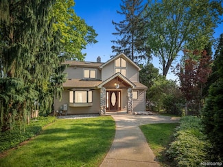 7028 Terrell St, Waterford, MI 48329