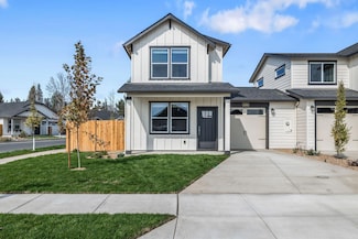 3451 NW 8th St Unit 13, Redmond, OR 97756