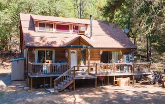 4050 Placer Rd, Wolf Creek, OR 97497