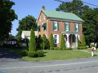 308 Lobachsville Rd, Oley, PA 19547