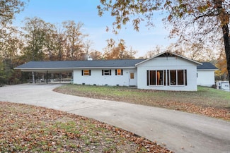 341 Douglas Ln, Clinton, AR 72031