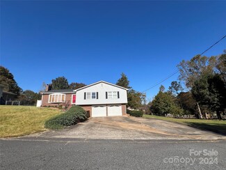 119 Trailwood Dr, Forest City, NC 28043
