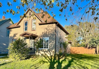 1007 Frank Ave, Albert Lea, MN 56007