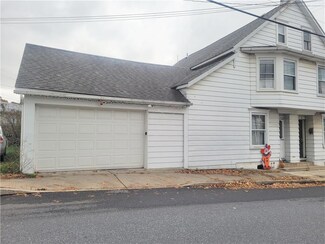 308 W Franklin St, Slatington, PA 18080