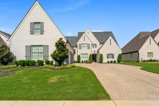 4766 Carousel Ln, Collierville, TN 38017