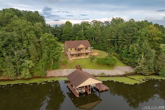 1066 Breezewood Ln, Littleton, NC 27850