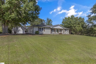 102 Pamela Dr, Williamston, SC 29697