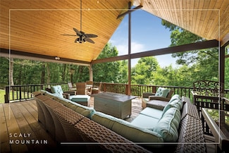 39 Trailwood Ln, Scaly Mountain, NC 28775