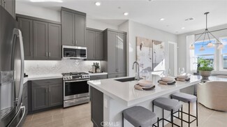 817 Sunrise Rd, Mission Viejo, CA 92694