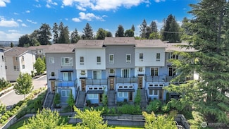 14528 35th Ave NE, Lake Forest Park, WA 98155
