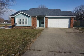 207 N Iroquois St, Goodland, IN 47948