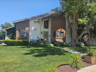 38 Montica Dr, Pueblo, CO 81005