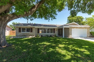 6325 33rd Ave N, Saint Petersburg, FL 33710