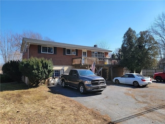 2173 Brookside Rd, Macungie, PA 18062