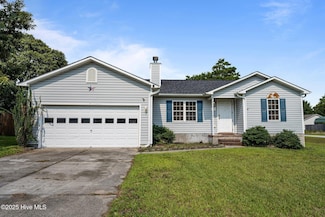 105 Linden Rd, Richlands, NC 28574