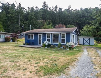 3591 Shell St, Greenbank, WA 98253