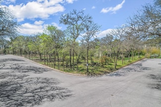 8 Sugar Shack Dr, West Lake Hills, TX 78746