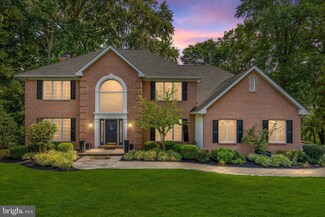 14 Stonebridge Dr, Hockessin, DE 19707