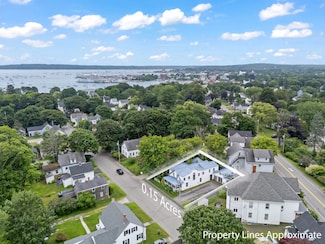 62 Warren St, Rockland, ME 04841