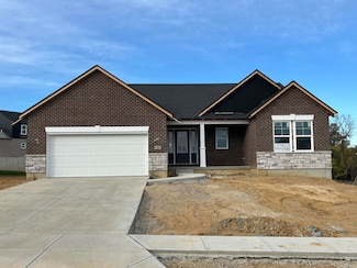 1522 Autumn Ridge Dr, Hebron, KY 41048