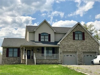 239 Hideaway Acres Rd, New Cumberland, WV 26047
