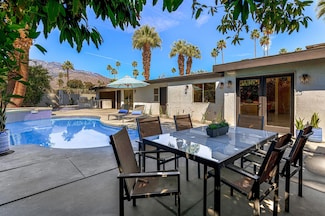 5155 E Bobolink Ln, Palm Springs, CA 92264