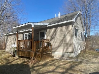 9 Maple Street Extension, Topsham, ME 04086
