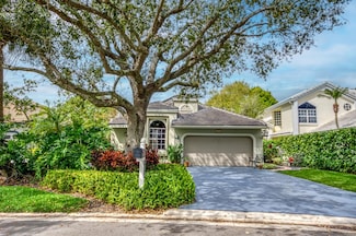 6861 Briarlake Cir, West Palm Beach, FL 33418