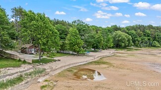 8321 Garth Point 25 Ln, Rapid River, MI 49878