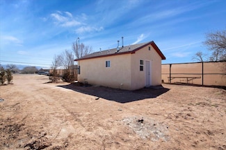 913 S Main St, Belen, NM 87002
