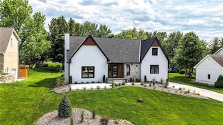5263 SW Raintree Pkwy, Lees Summit, MO 64082