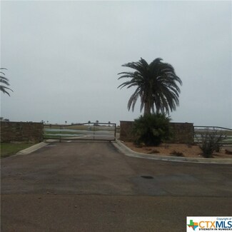 Lot 8 Blk 2 Bay Club Dr, Seadrift, TX 71647
