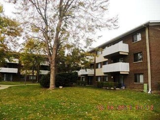 3000 Bayside Dr Unit 301, Palatine, IL 60074