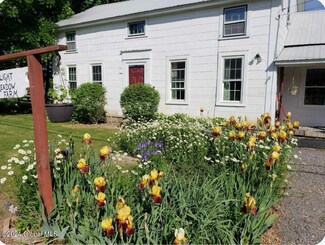 344 Charlton Rd, Ballston Spa, NY 12020