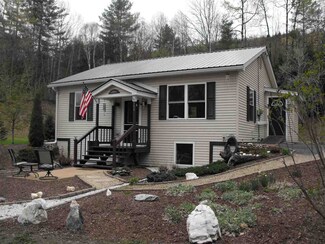 108 Soapstone Rd, Waterbury, VT 05676