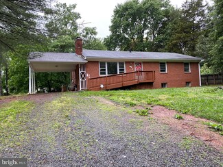 7602 Well St, Manassas, VA 20111