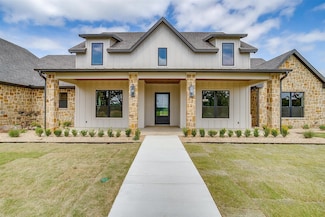 3019 Orchard Rd, Bowie, TX 76230