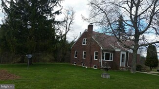 237 N Hixson Rd, Crystal Spring, PA 15536