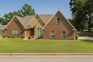 3617 Colony Creek Dr, Nacogdoches, TX 75965