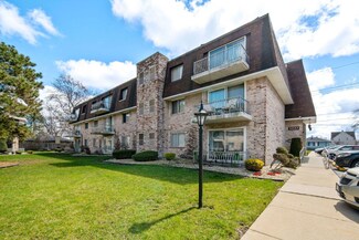3237 S Manor Dr Unit 114, Lansing, IL 60438