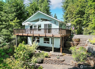 80 N Pacific Vista Dr, Lilliwaup, WA 98555