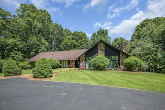 100 Druid Hills Dr, Dickson, TN 37055