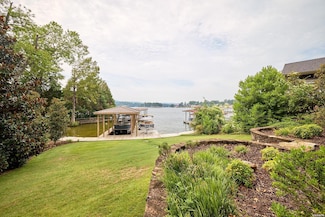 405 Sunset Bay Rd, Hot Springs National Park, AR 71913