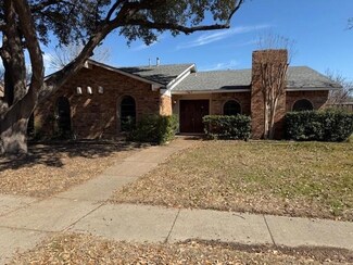 3305 Ridgemoor Dr, Garland, TX 75044